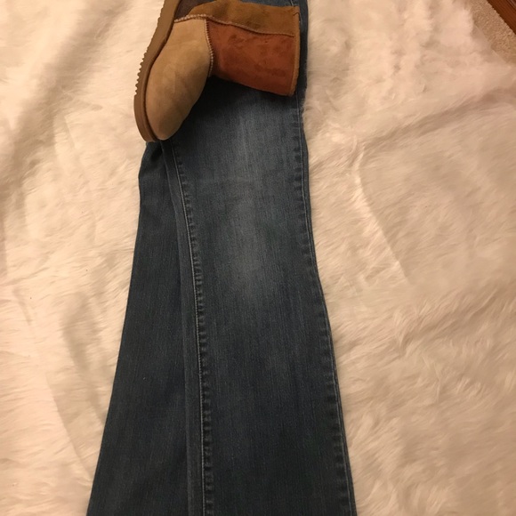 Gently use Ana distressed jeans size 8- SOLD - Picture 5 of 7